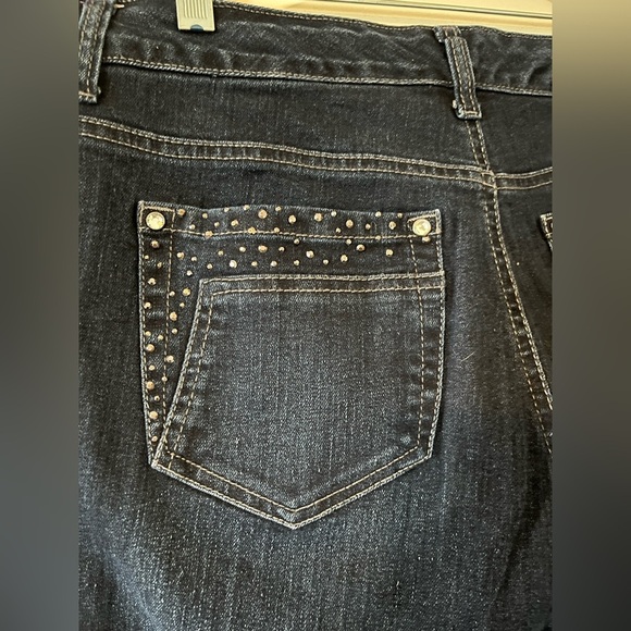 Style & Co Jeans Tummy Control Women's Dark Wash Cropped Jeans Size 12 - Picture 2 of 13